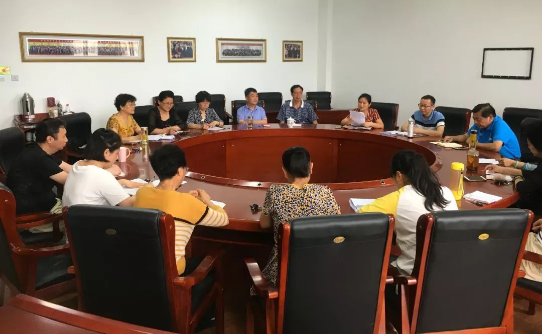 景德镇老年大学认真学习习近平总书记视察江西时的重要讲话精神