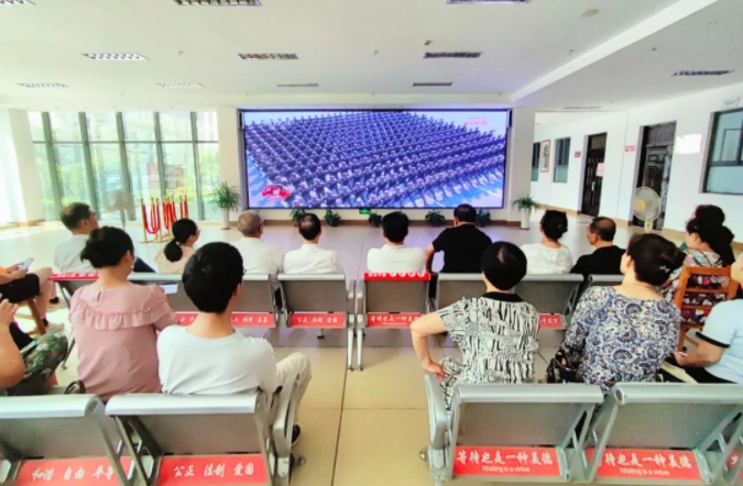 [第七届全国文明单位]银发群体共燃爱国情怀 景德镇老年大学组织全体学员收听收看“9·3