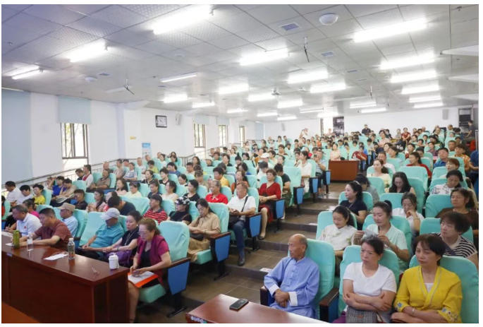 [第七届全国文明单位]凝心聚力强本领 履职担当促发展——景德镇老年大学举办2025-2026学年班长培训班